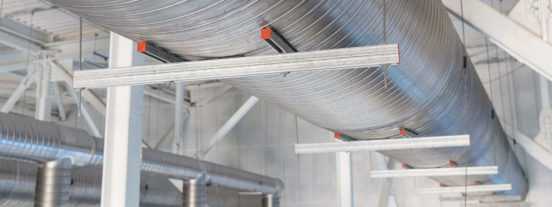 крепление вентиляции