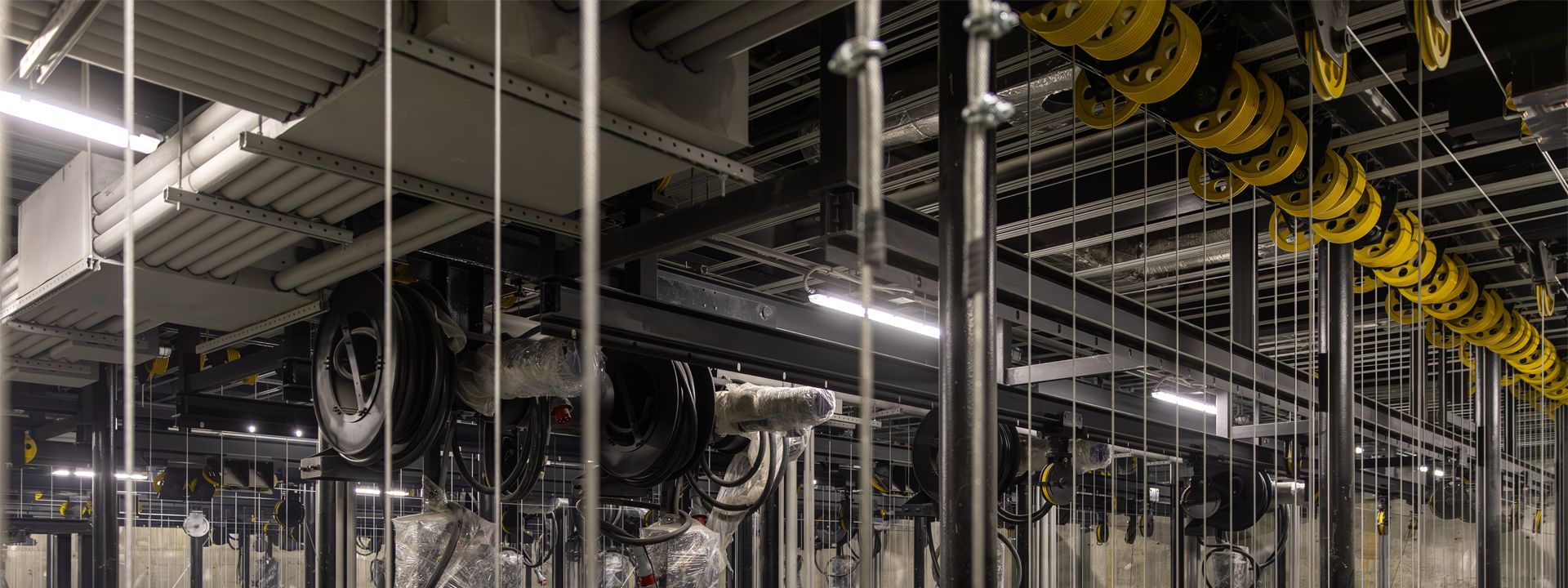 крепление коммуникаций монтажной системой МТ