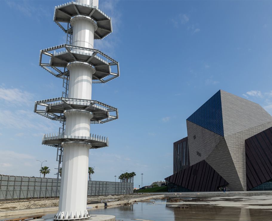 Флагшток: крепление на химические анкеры