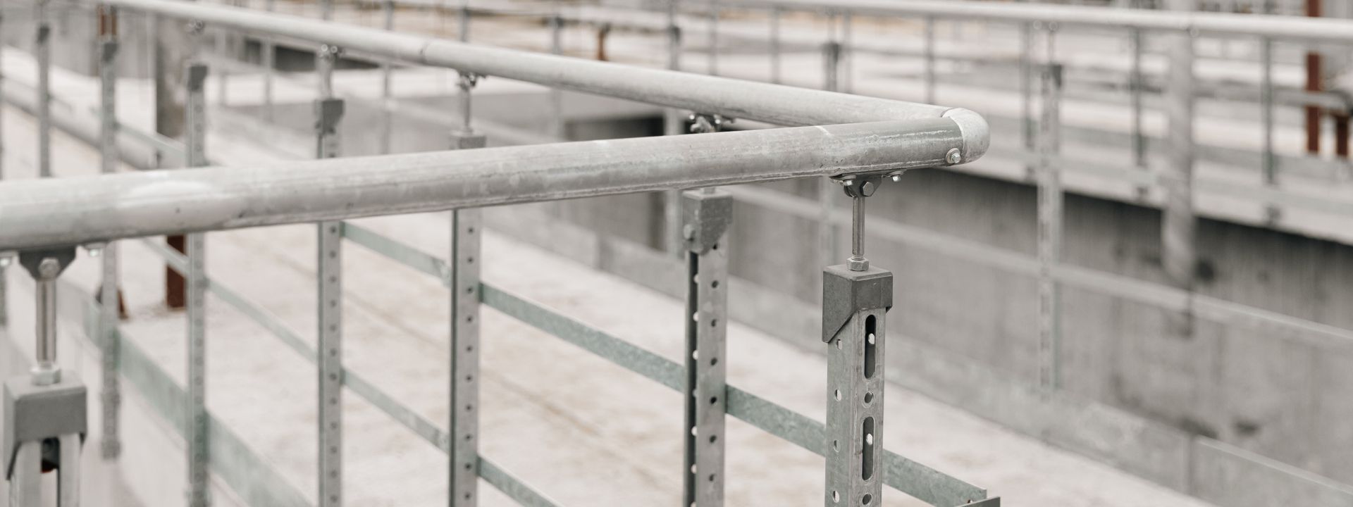 Установка конструкций на объекте