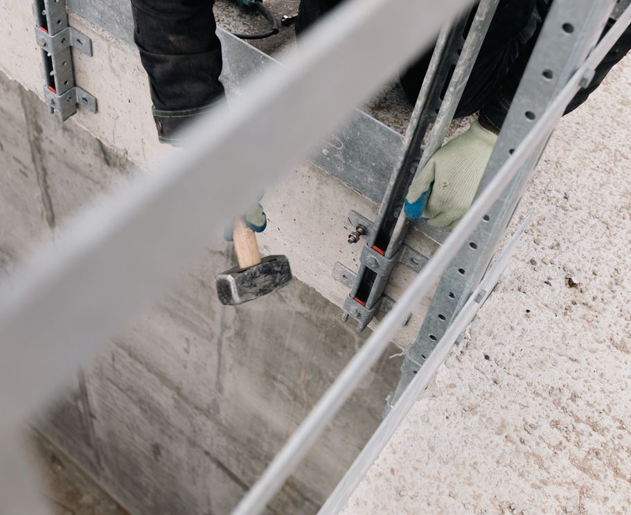 Установка конструкций на объекте